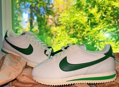 Size 5 - Nike Cortez Gorge Green W