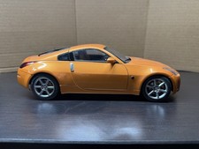 1/18 AUTOart 2002 NISSAN 350Z (SUNSET ORANGE) Diecast Car Model 77312
