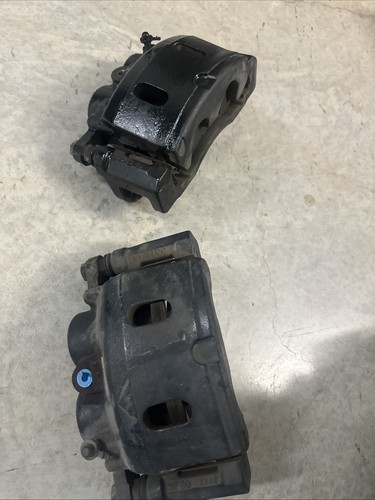 2005-2019 CHEVY SILVERADO 1500 FRONT PAIR BRAKE CALIPERS OEM SET Yukon Suburban - Picture 2 of 4
