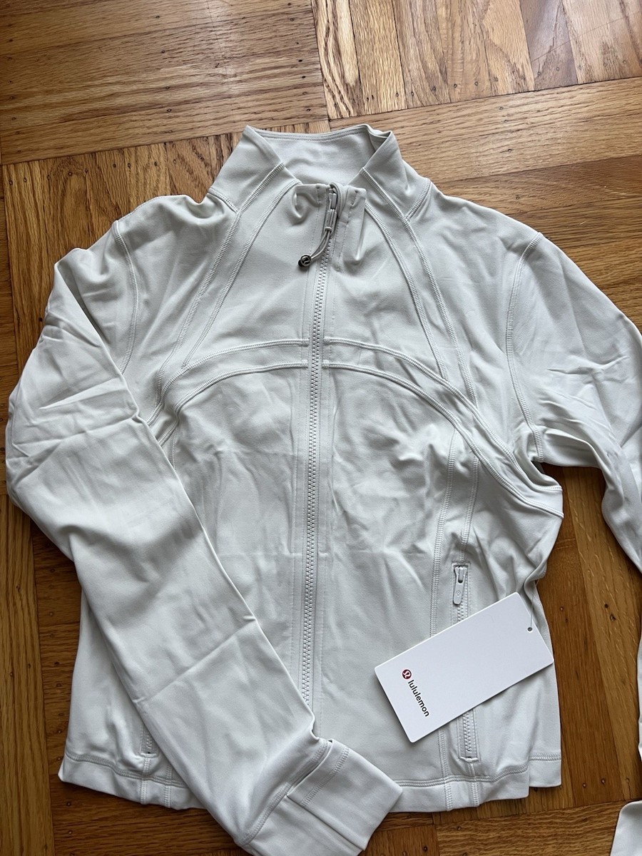 Lululemon Women's Full-Zip Solid Define Cropped Nulu Jacket Bone
