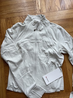 Lululemon Women's Full-Zip Solid Define Cropped Nulu Jacket Bone