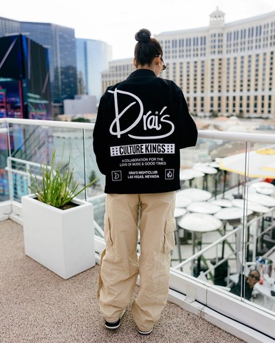 NEW MEDIUM Carre Paris Heritage Culture Kings MENS Las Veags DRAI'S Denim Jacket - Picture 11 of 12