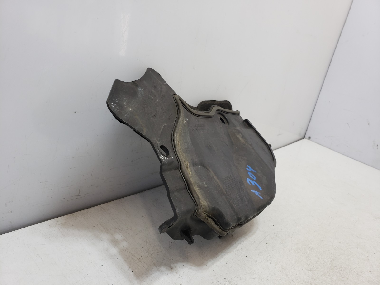 ✅ 10-14 OEM Rolls-Royce Ghost RR4 Front Right Bulkhead Engine Lower Cover Panel
