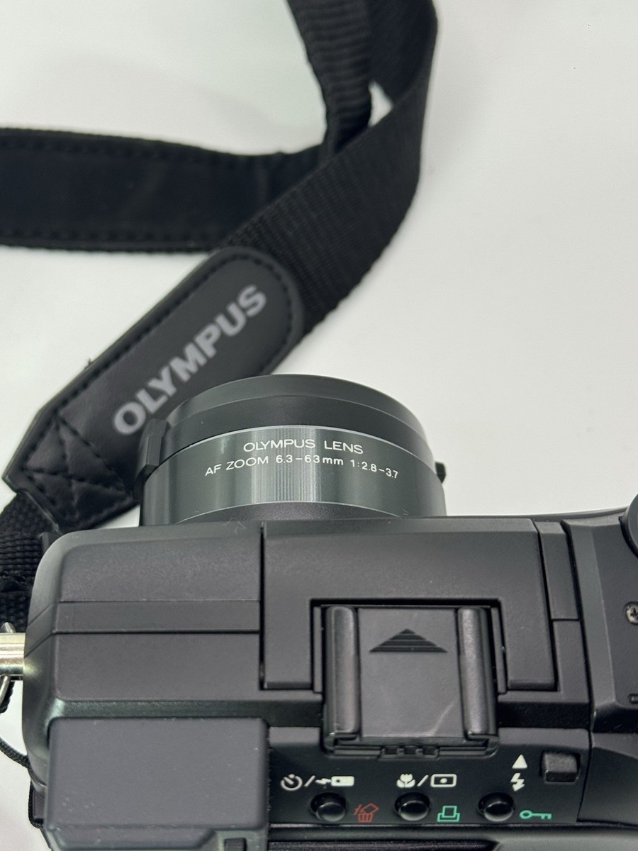 Olympus Camedia C-755 Ultra Zoom 4.0MP Digital Camera Black AF