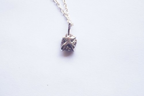 1.90ct Gorgeous Natural Real Red Raw Rough Diamonds 925 Silver Solitaire pendent - Picture 5 of 8