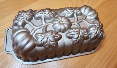 Nordic Ware Pumpkin Aluminum Loaf Pan 1 lb Quick Bread Fall Autumn Dessert