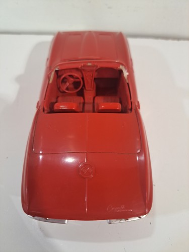 AMT Plastic 1/25 Scale 1964 C2 Chevrolet Corvette Convertible Promo Car (Defect - Picture 4 of 9