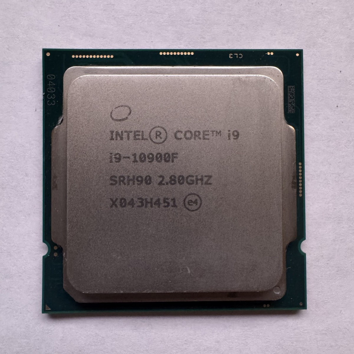 Intel Core i9-10900F Processor (5.2 GHz, 10 Cores, Socket LGA1200