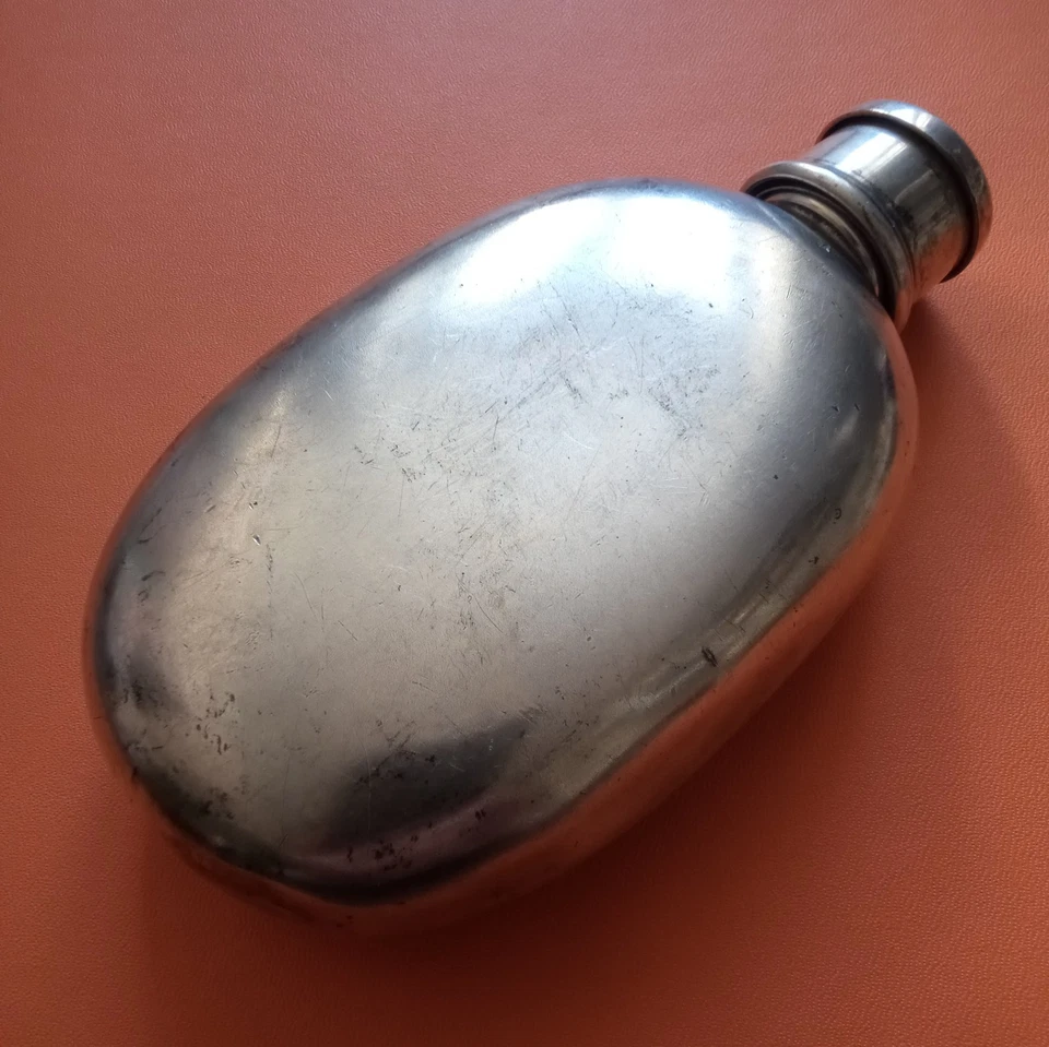 Flasque À Alcool Ancienne Métal Argenté XIXe  Bouchon Télescopique - Photo 2/4