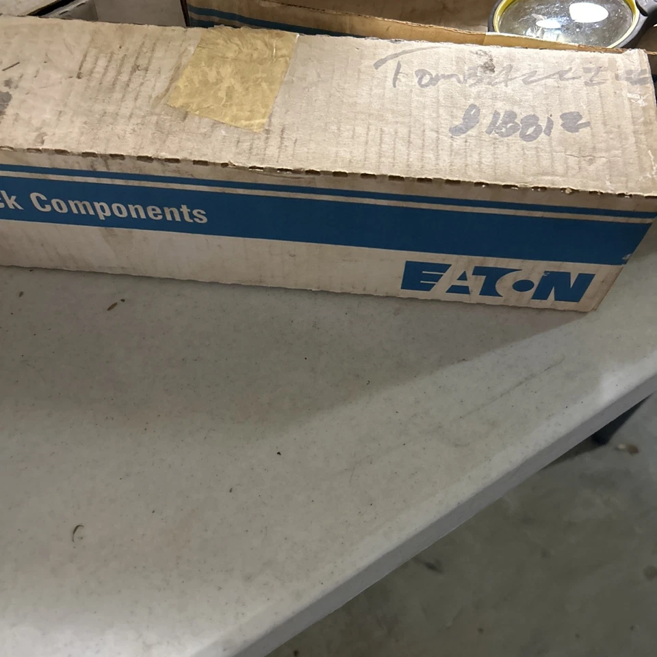 Árbol de levas Eaton 1008007 Foto 3 de 4