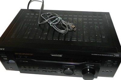 Sony STR-DE445 Receiver Dolby Digital 80 watts with remote bundle
