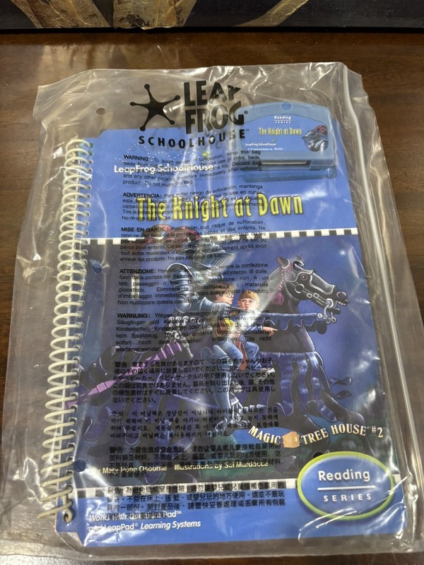 Leapfrog Schoolhouse, Thomas The Knight at Dawn Book And Cartridge New