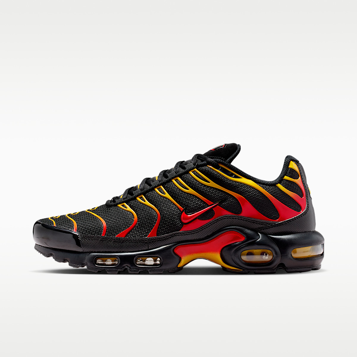 Nike Sneakers Air Max Plus Black Flames DM0032-030 — product photo 3 of 11