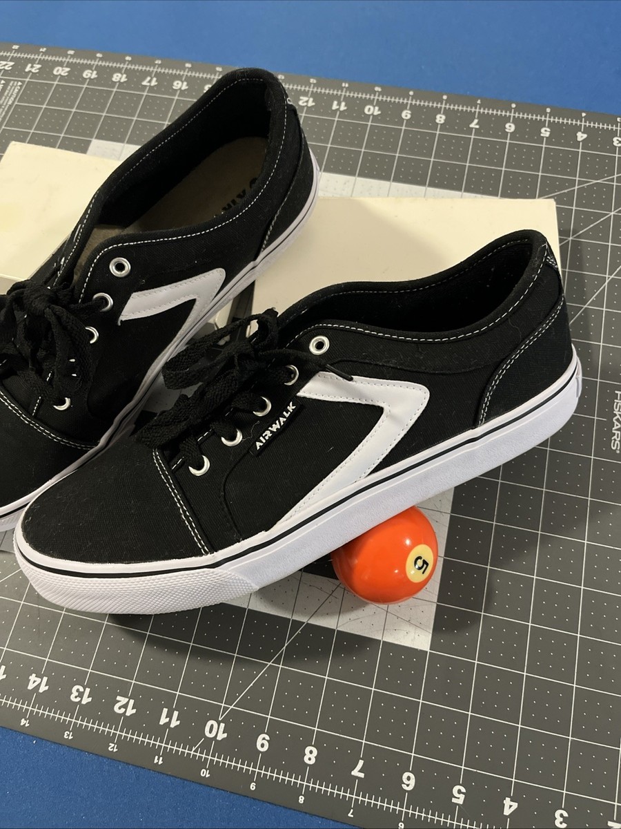 Airwalk Pro Rieder II Men's 11 Black White Skater Arcade Y2K