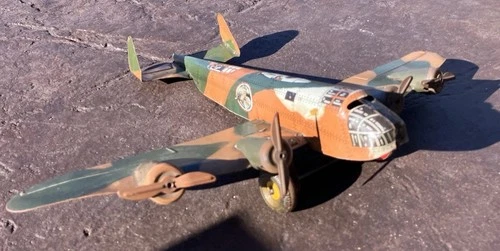 Vintage Marx Tin Litho Wind-up 4 prop Camouflaged Bomber Airplane B24 18” Wing