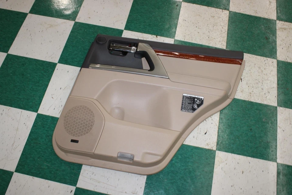 13-15 LAND CRUISER Sandstone Tan Woodgrain Rear Right Door Trim Panel Factory OE Foto 3 de 4