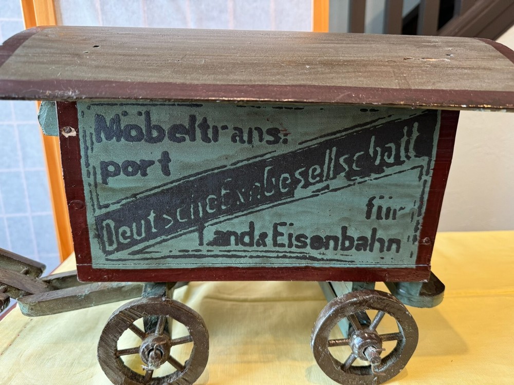 Antique Model Wagon Möbeltranspot Deutsche Exn Gesellschalt Land & Eisenbahn