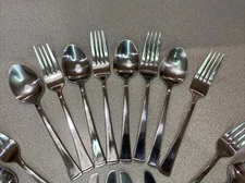 WALCO Sonnet 4 Each Salad & Dinner Forks Tea & Tablespoons Dinner Knives