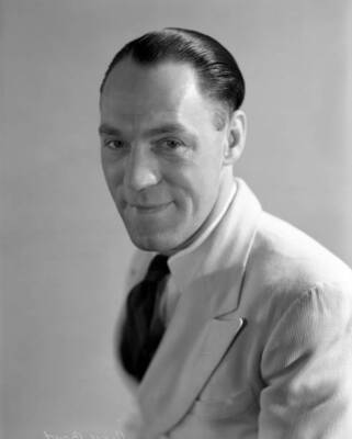 Goodwill radio show is sponsored by the government of Ontario Ca 1940s Photo 3