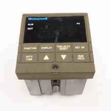Honeywell DC200H-2-000-1F0000-0 Digital Programmable Process Controller
