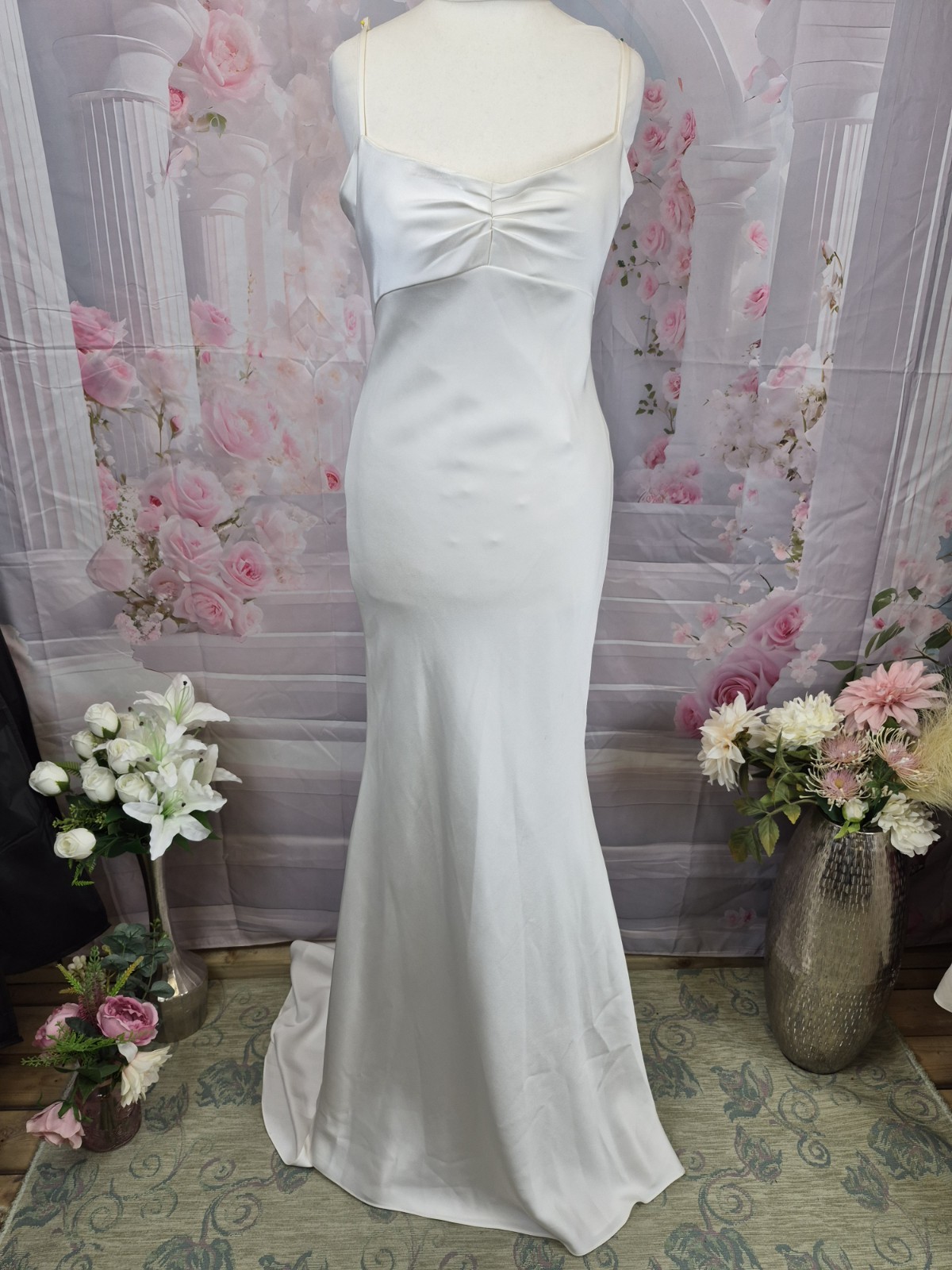 Vestido de novia Believe by Gaia Brixton Reino Unido talla 10 marfil satinado vestido de novia tren