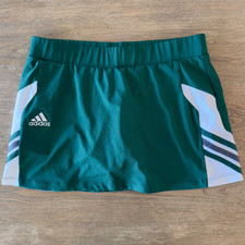 Adidas Womens Climalite Utility Tennis Skort in collegiate green and white-Sze M