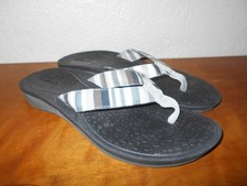Clarks Tate Muse Gray Brown White Striped Walking Women's Flip Flops Size 9