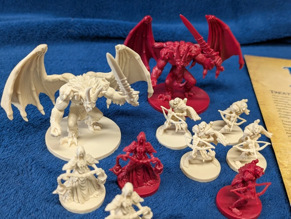 FFG Descent 2. Edition Brettspiel Treaty of Champions Erweiterung KOMPLETT - Bild 4 von 4