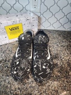 VANS x Peanuts Old Skool Snoopy Black Canvas VN0A38G1QOG Mens Size