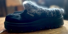 VTG Skechers Clog Y2K Jammers Women 7.5 Black Suede Fur Chunky Platform Slippers