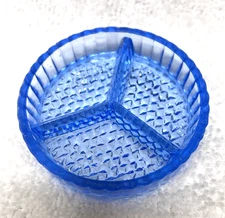 Stunning Capri Blue 3 Part Dived Glass Open Salt Dip 2 5/8 X 5/8 inch