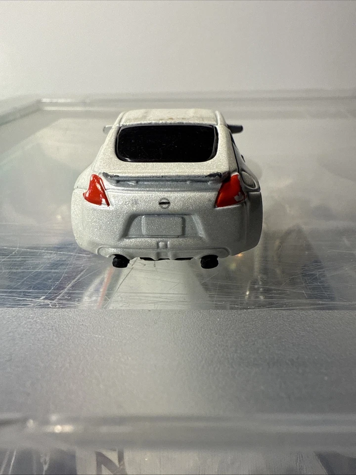 1/72 UCC NISSAN FAIRLADY Z Z34 370Z PLATEADO modelo de coche fundido suelto 🔥 Foto 4 de 4