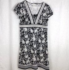 Ann Taylor Loft Cap Sleeved Black & White Floral V Neck Empire Dress Size 14