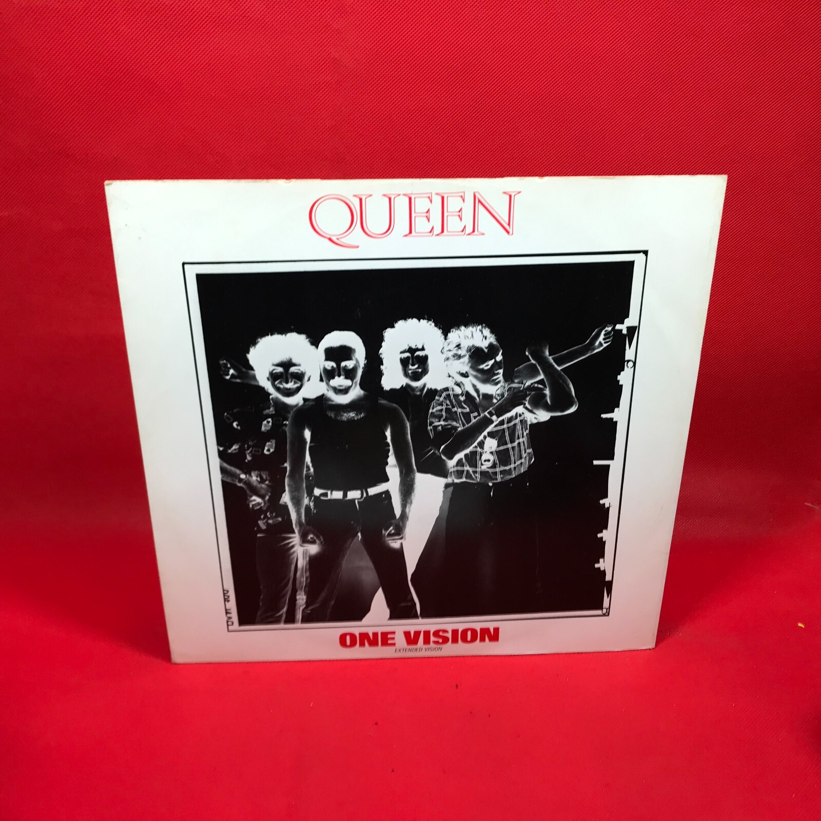 QUEEN One Vision 1985 UK 12