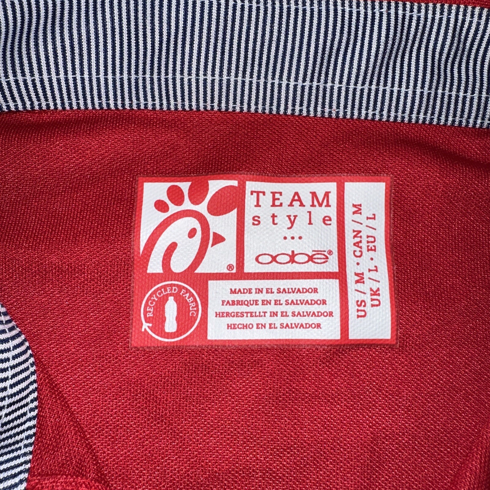 FILA Polo uniforme dipendente Chick Fil A stile squadra adulto medio oobe rossa *pochi tiri*