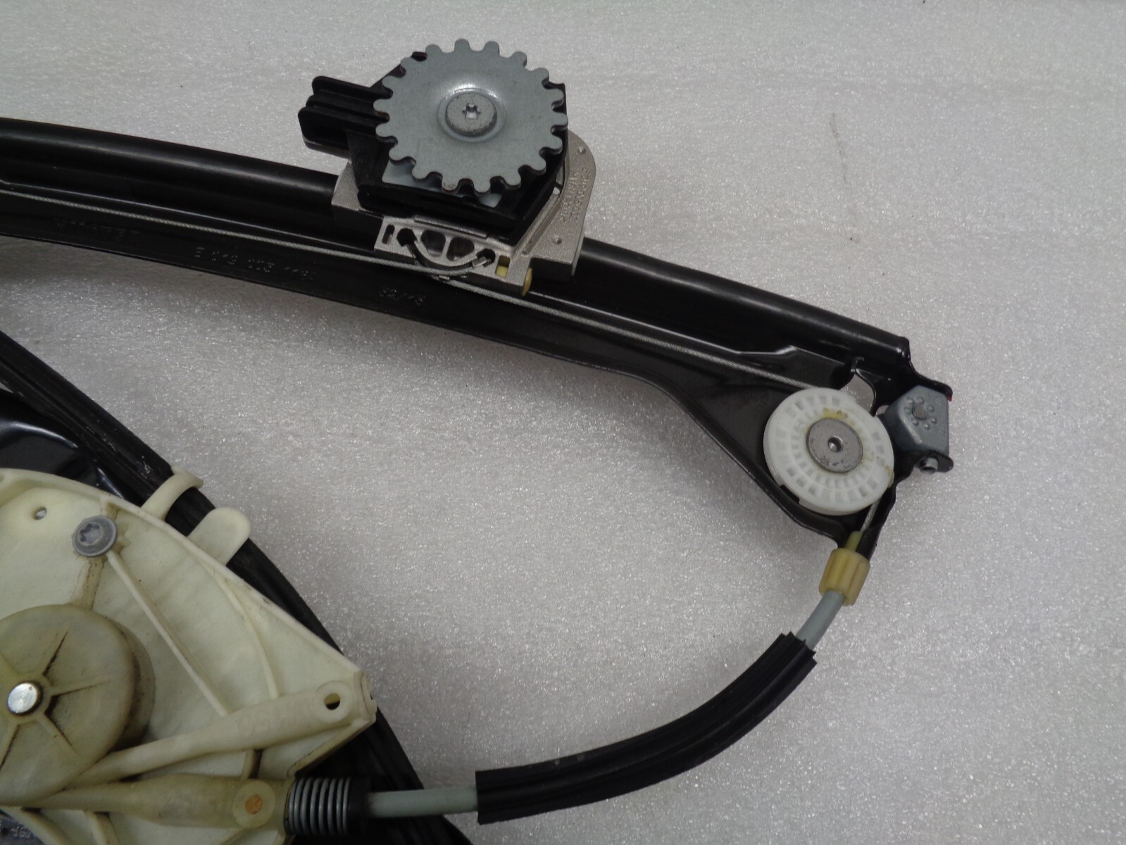 14-17 Maserati Ghibli Rear Right Passenger Window Regulator Motor OEM AK2308245