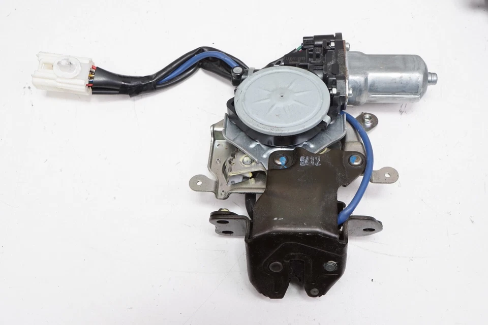 Actuador de cierre de maletero puerta lexus rx400h RX330 puerta levadiza OEM 2004-2009 Foto 2 de 3