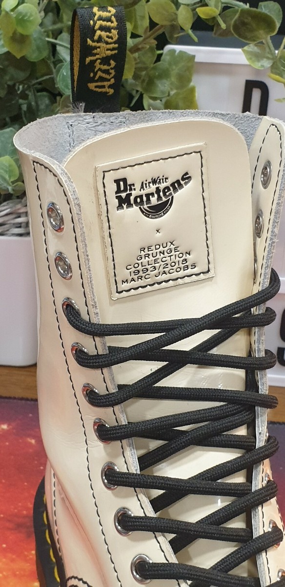 Dr. Martens x REDUX GRUNGE MARC JACOBS 1490  Boot RARE FIND RARE!! Dr Martens X Marc Jacobs 1490 Redux Grunge Cream  main image 4