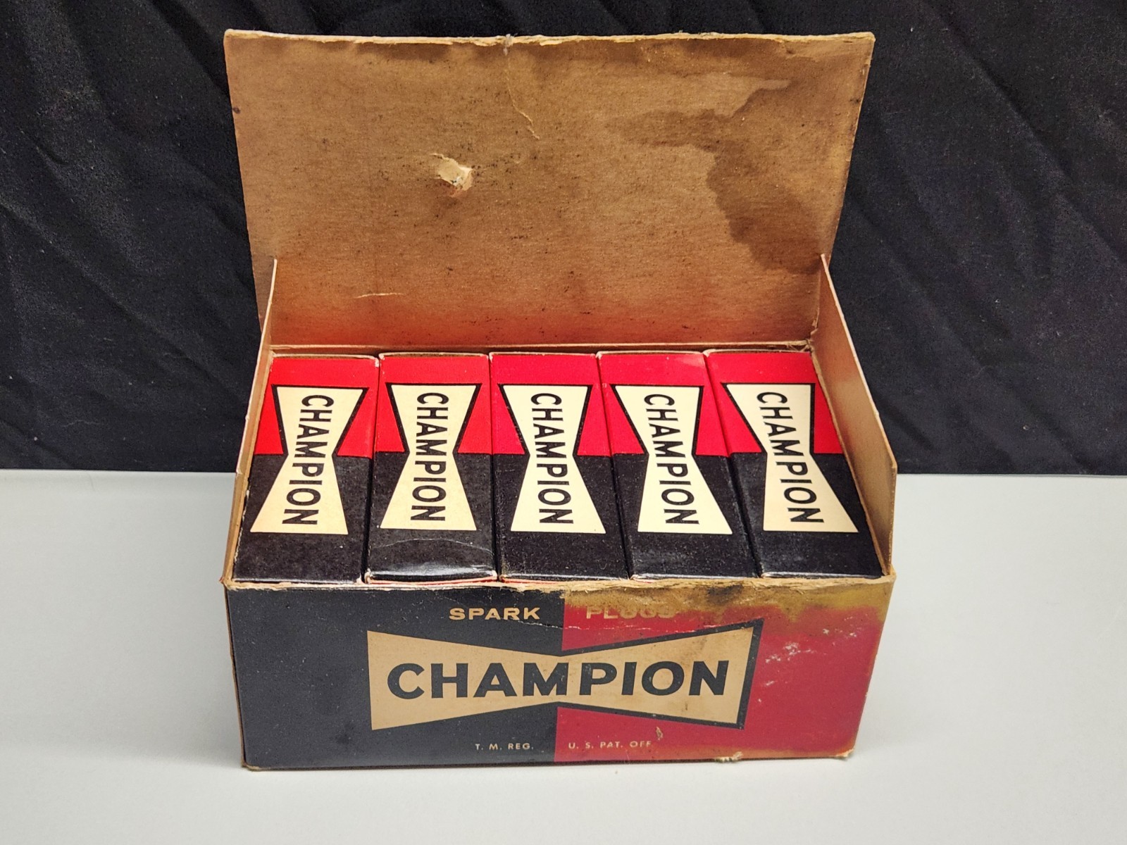 Champion C-16C Box Set 10 Spark Plugs