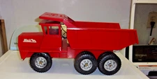 VINTAGE PRESSED STEEL BUDDY L MACK DUMP TRUCK 20 INCH. NICE