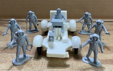 Vintage Lot of 7 Astronaut Spacemen and 1 Vehicle Toy Figures 2"