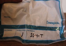 Swagelok SS-4-T, Stainless Steel Pipe Tee Fitting, 1/4" Female NPT