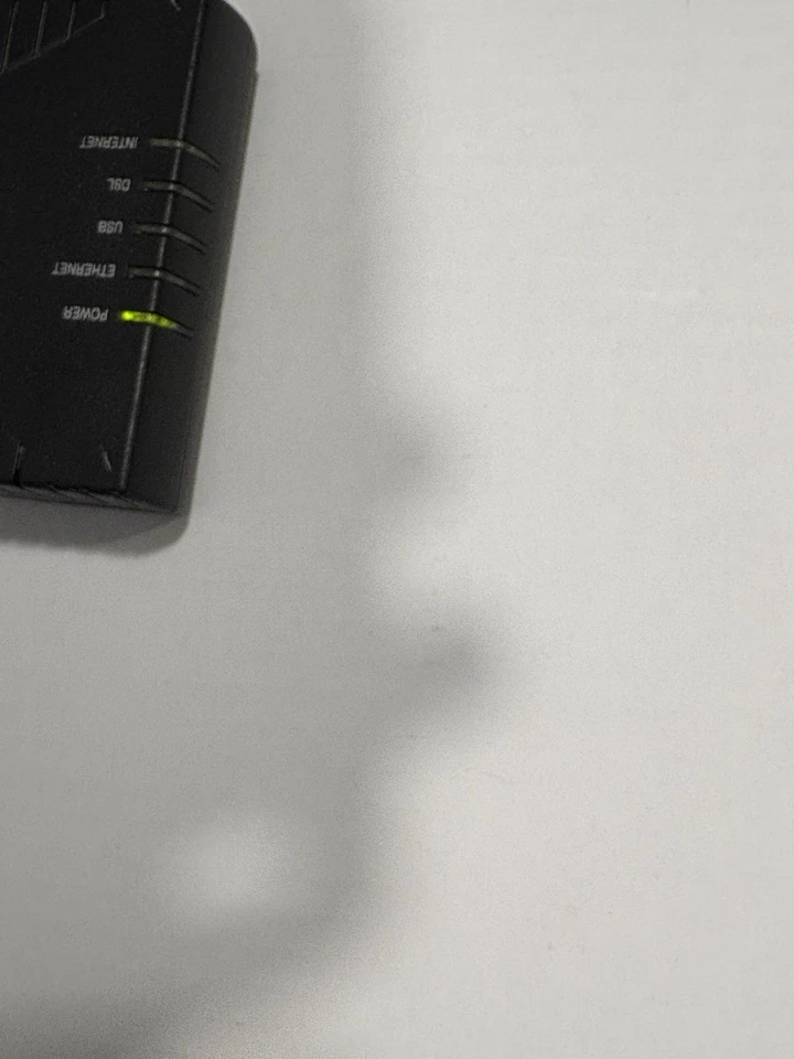 Westell DSL2+ Router Model 6100 Wind River 2006 C90-610015-06 w/ Extras + Video - Image 4 of 4