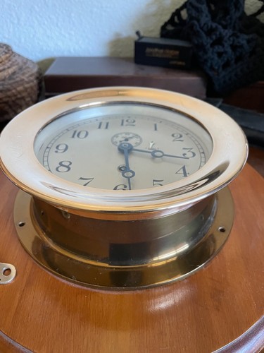 1940 CHELSEA SHIPS BELL CLOCK 5.5" Bezel W/ key PERFECT WORKING 250$ off was 750 - Picture 2 of 13