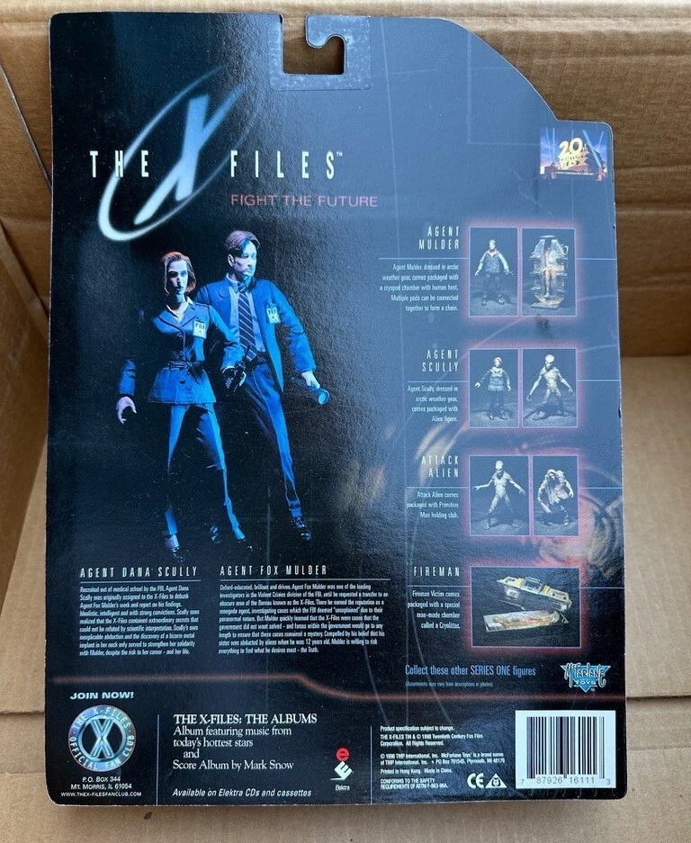Juego completo de figuras de acción The X-Files Fight Future 10 Total Mulder Scully Alien Foto 2 de 4