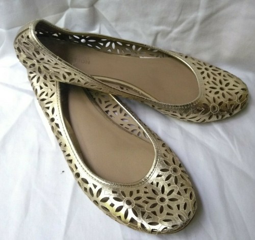 Gold Cut out Slip On Ballet Flats Shoes 