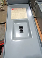 ✌️SQUARE D Q2-3225NRB CIRCUIT BREAKER ENCLOSURE TYPE 3R 100 AMP BREAKER INCLUDED