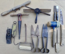 Primitive Barn Tools Carpet Stretcher Sheep Shears Scale Hay Hook Saw Lot 0177