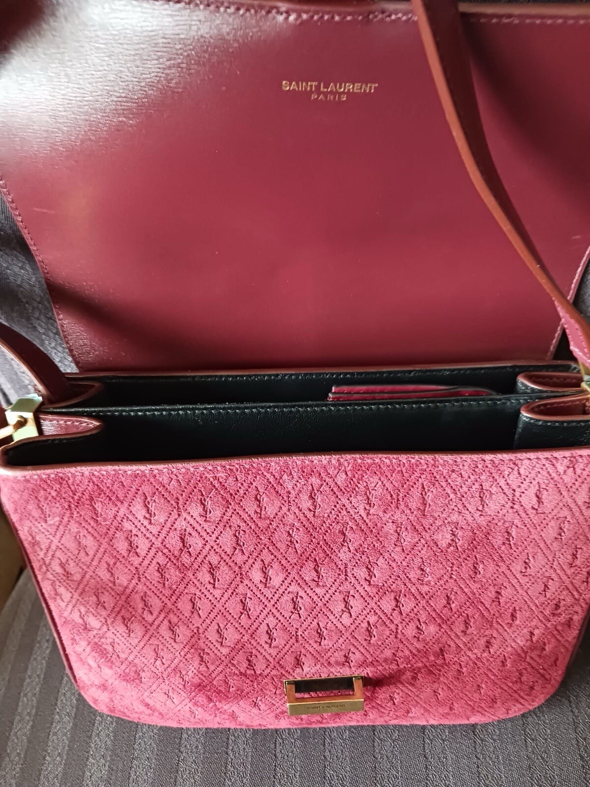 SAINT LAURENT AUTENTICA BORSA IN PELLE SCAMOSCIATA MONOGRAMMA YSL BORSA A TRACOLLA BORDEAUX CINTURINO IN PELLE VIOLA BORDEAUX