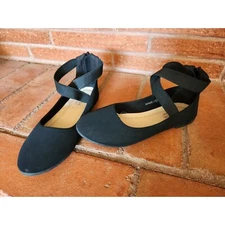 Top Moda Minnie 1 Black Elastic Cross Ankle Strap Comfort Flats Back Zip Size 6.